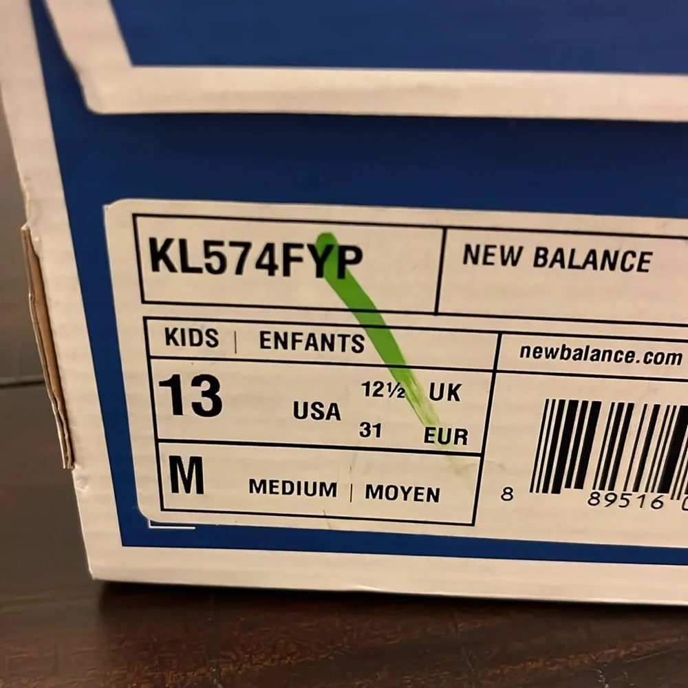 New Balance 574 KL574FYP Frozen Shoes Sneakers new Youth Girls Size 13